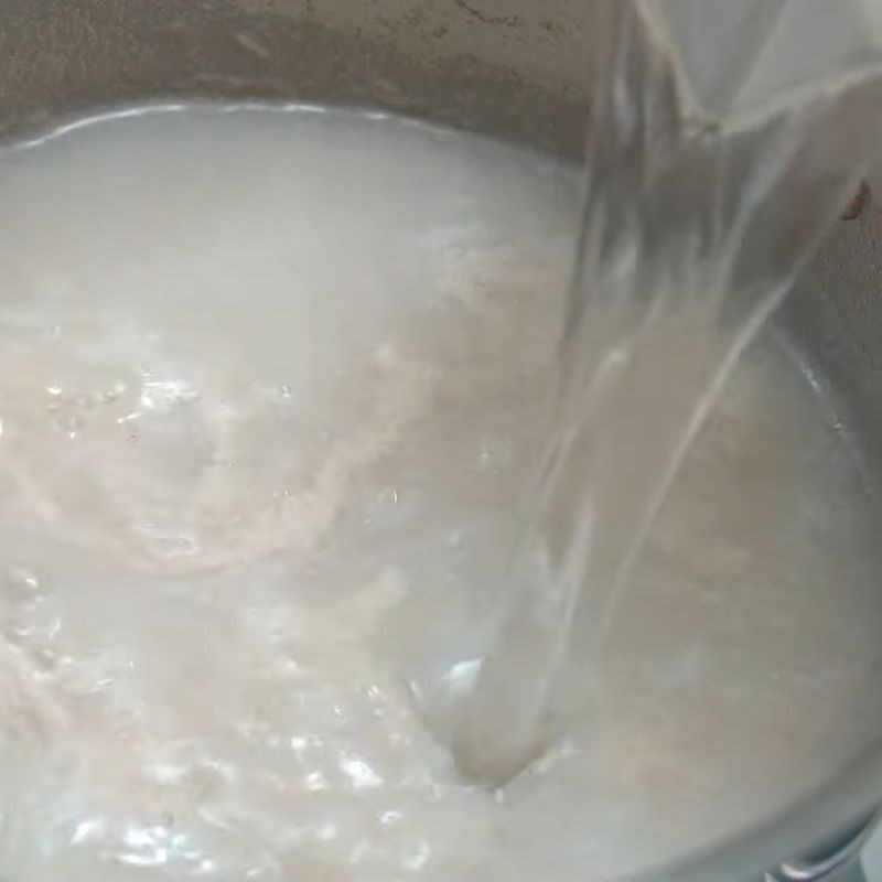Bước 2 Nấu nước dùng Bánh canh vịt nước cốt dừa