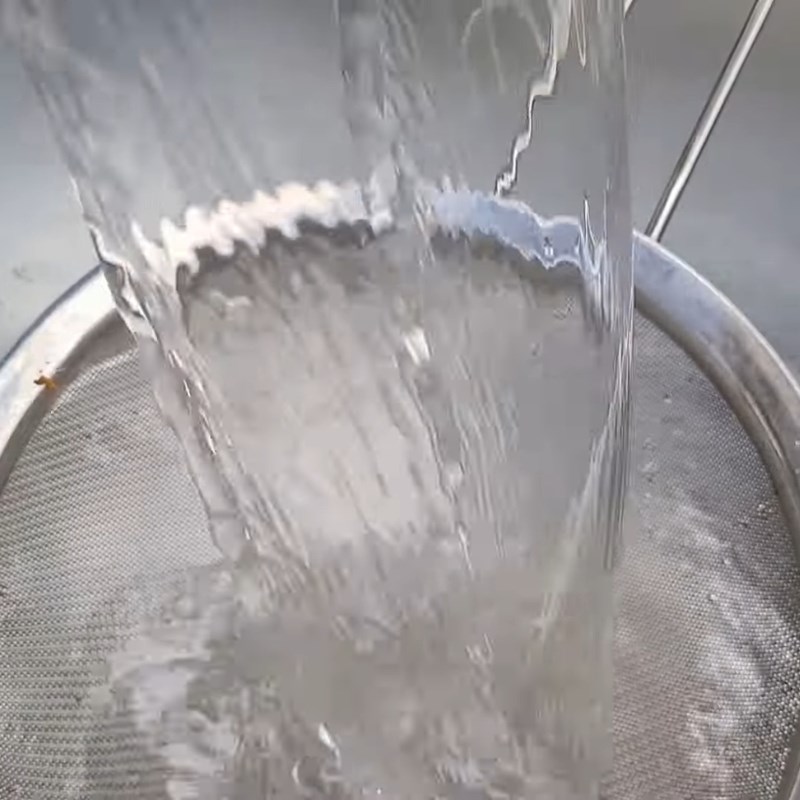 Bước 1 Nấu nước màu dừa Nước màu dừa