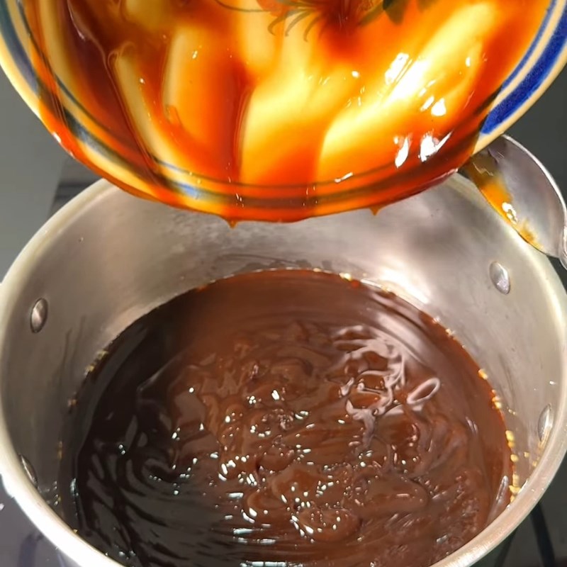 Bước 2 Nấu tương đen Tương đen chấm gỏi cuốn