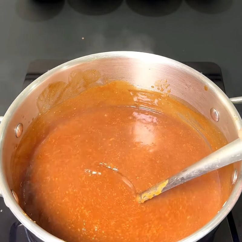 Bước 2 Nấu tương đen Tương đen chấm gỏi cuốn