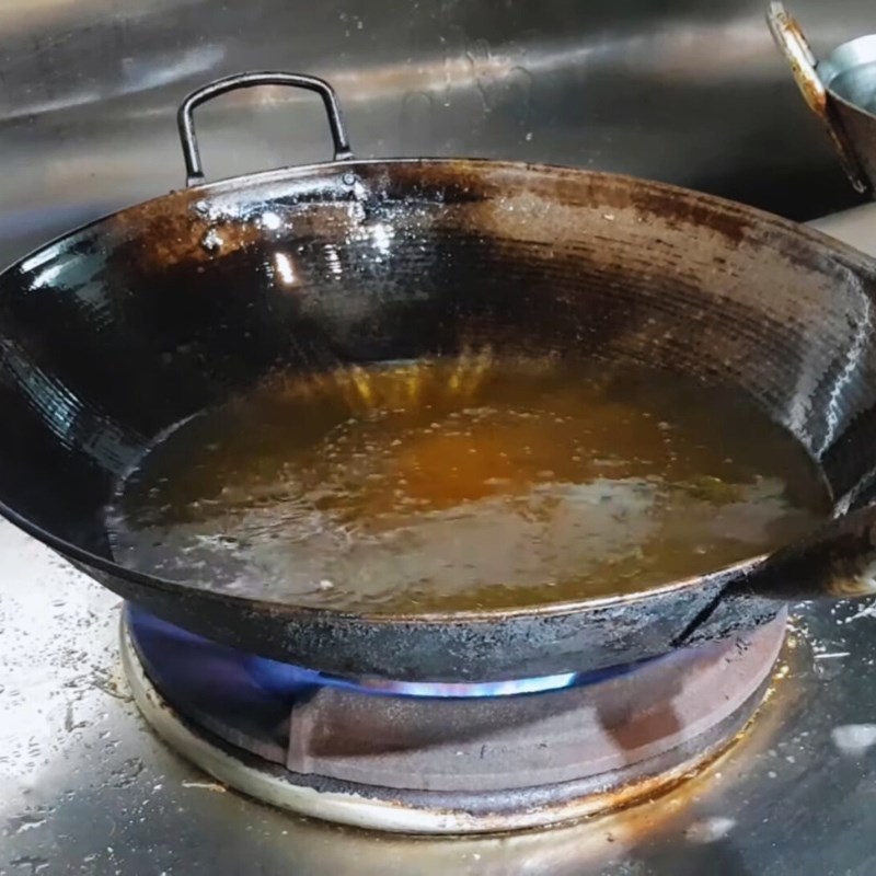Bước 4 Rang thịt ngan Ngan rang riềng