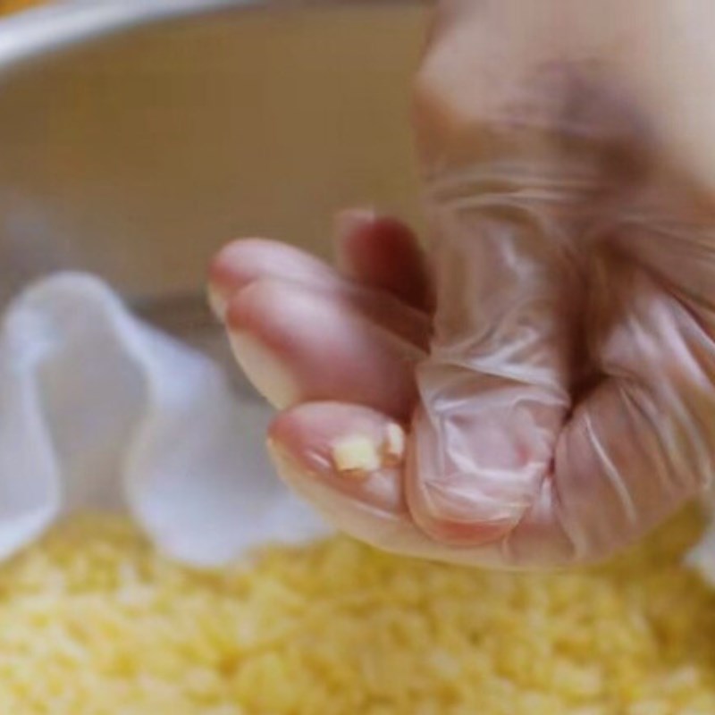 Bước 3 Sên nhân đậu xanh Bánh mochi cốm