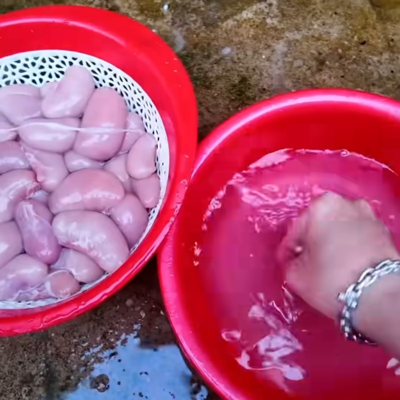 Bước 1 Sơ chế kê gà Kê gà hấp hành gừng