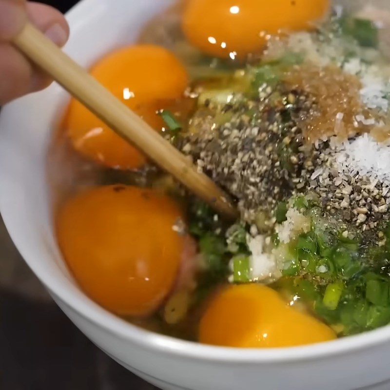 Bước 1 Sơ chế nguyên liệu Trứng đúc thịt (chả trứng)