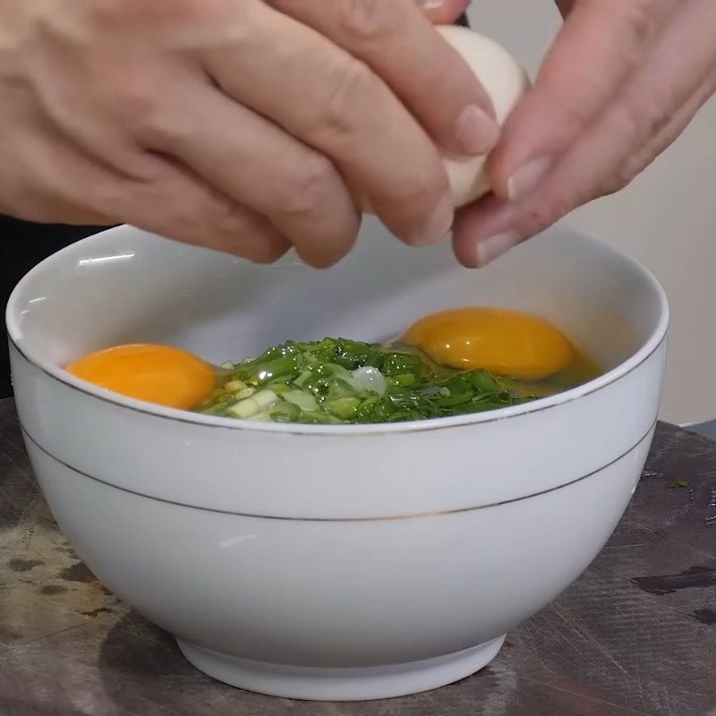 Bước 1 Sơ chế nguyên liệu Trứng đúc thịt (chả trứng)