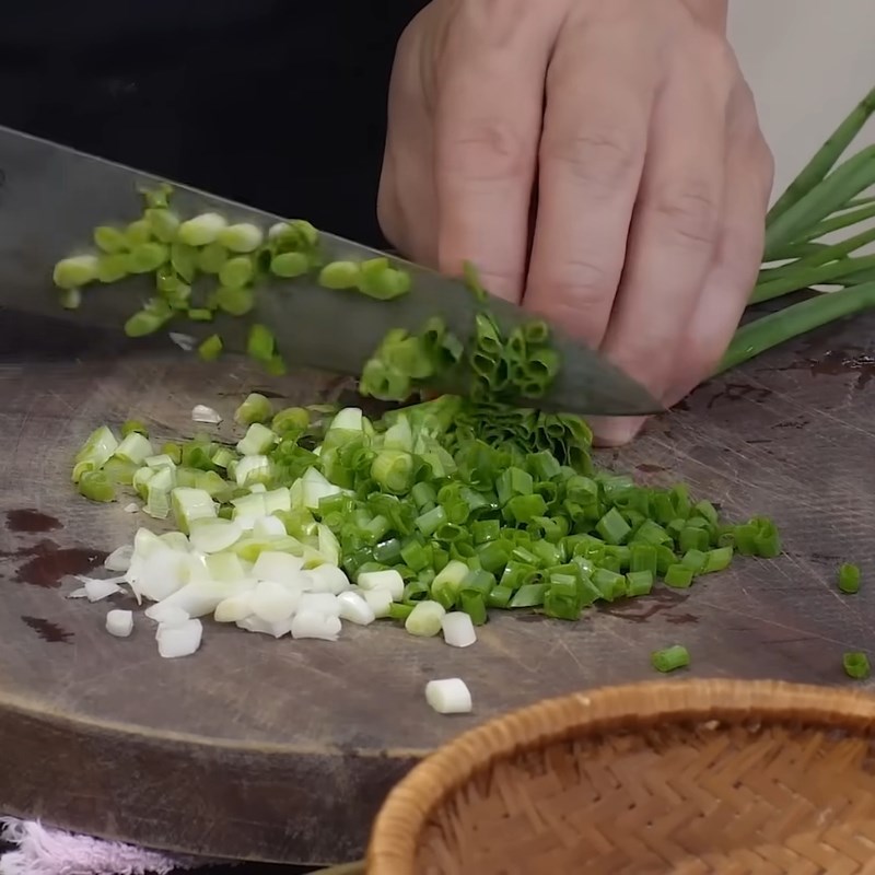 Bước 1 Sơ chế nguyên liệu Trứng đúc thịt (chả trứng)