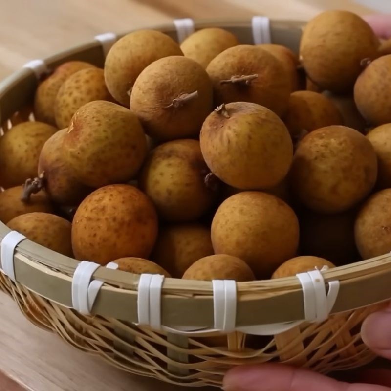 Bước 8 Sơ chế nhãn Bánh ô long nhài nhãn