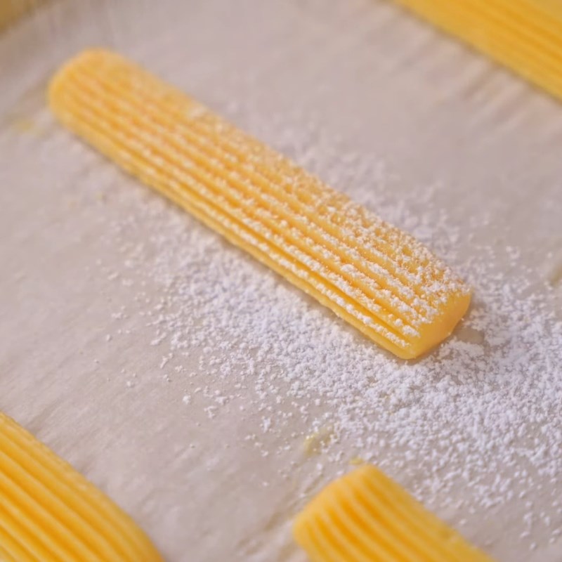Bước 4 Tạo hình bánh Bánh su que
