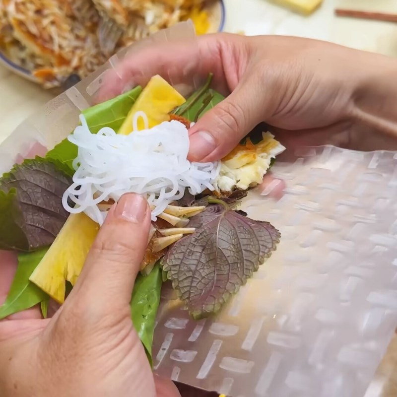 Bước 4 Thành phẩm Cá tai tượng chiên xù cuốn bánh tráng