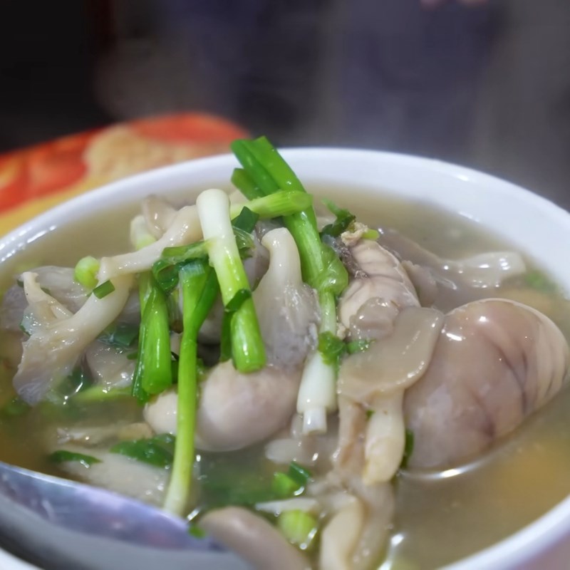 Bước 3 Thành phẩm Canh kê gà nấu nấm