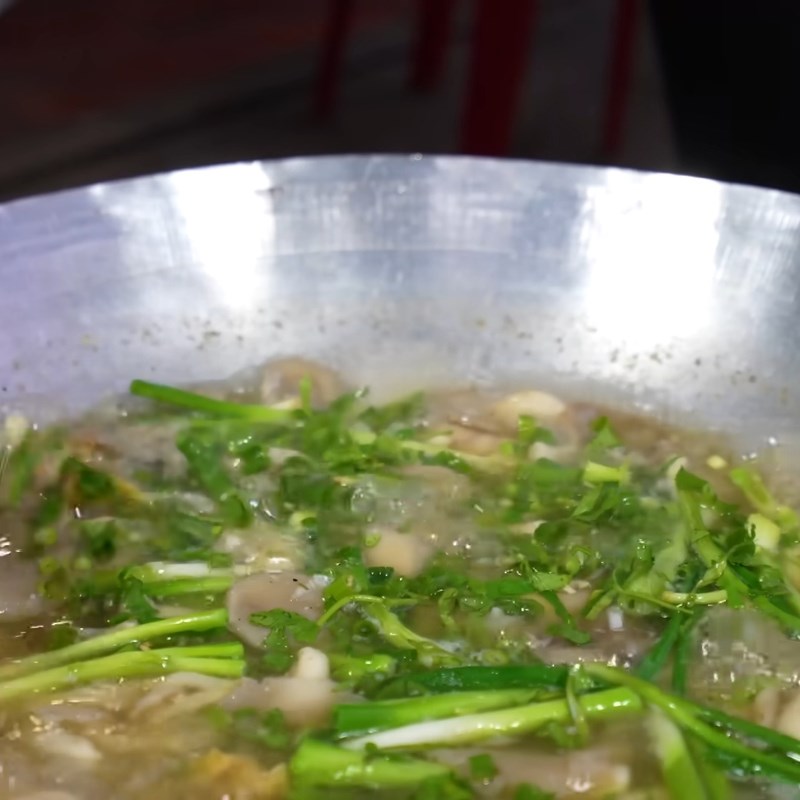 Bước 3 Thành phẩm Canh kê gà nấu nấm