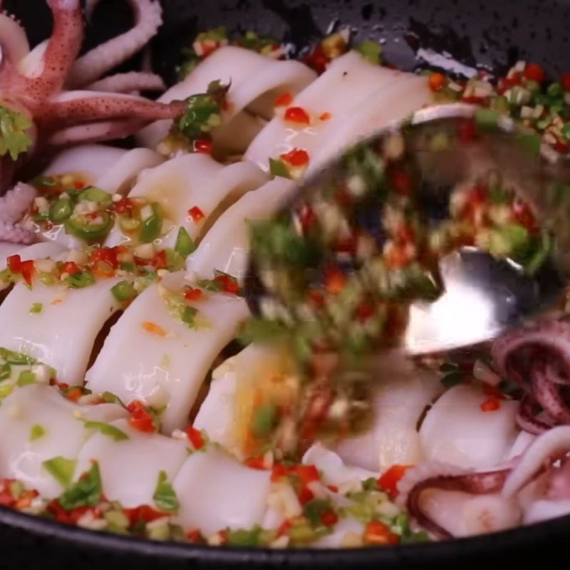 Bước 5 Thành phẩm Mực hấp Thái