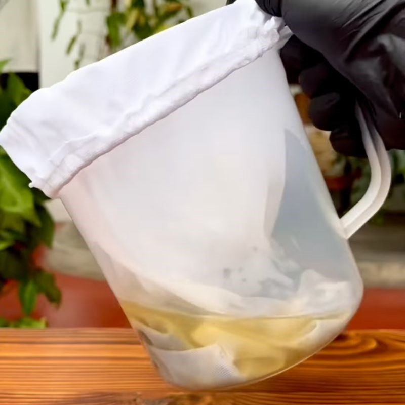 Bước 1 Tráng trà (Đánh thức trà) Trà lài