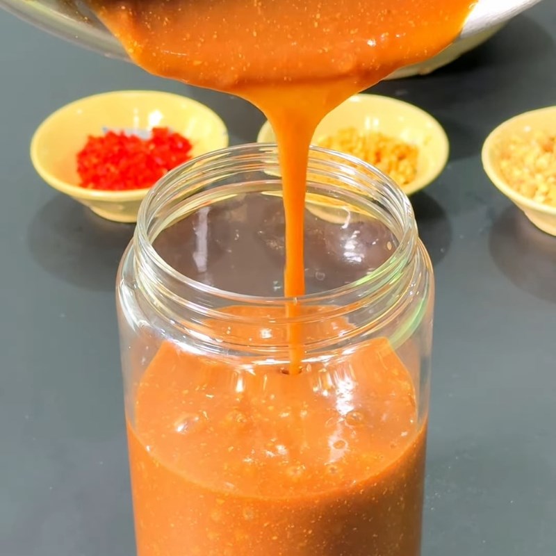 Bước 3 Trình bày và thưởng thức Tương đen chấm gỏi cuốn