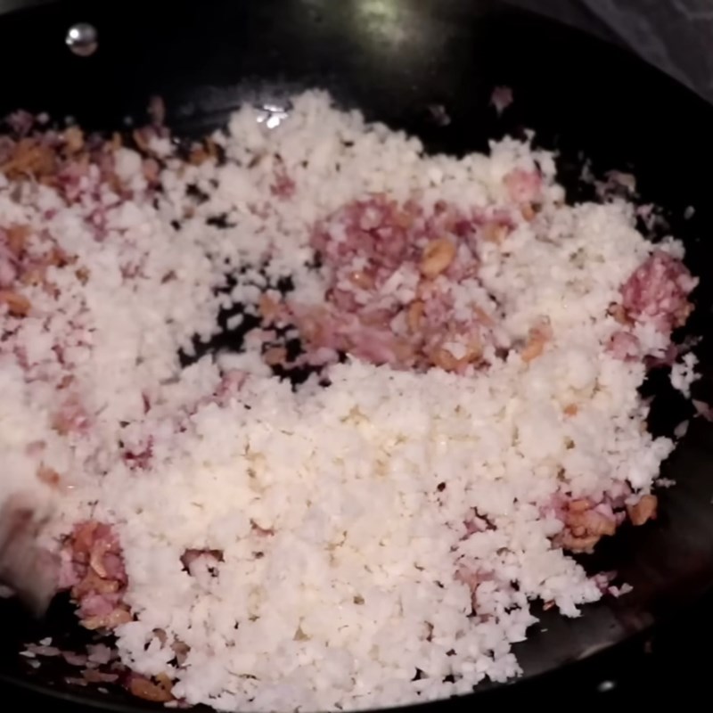 Bước 3 Xào nhân Bánh bột (bánh đúc người Hoa)