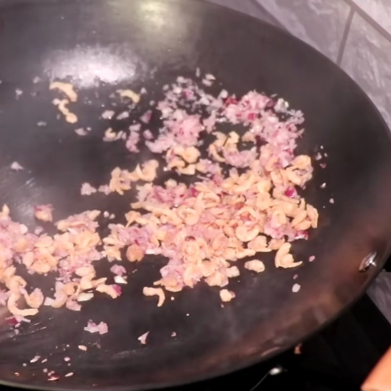 Bước 3 Xào nhân Bánh bột (bánh đúc người Hoa)