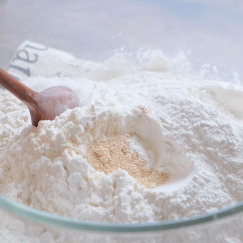 Bước 1 Trộn bột Bánh hotteok phô mai