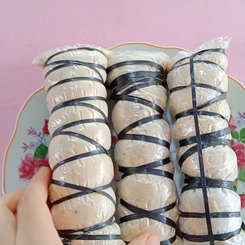 Bước 3 Bó chả đòn Chả đòn chay