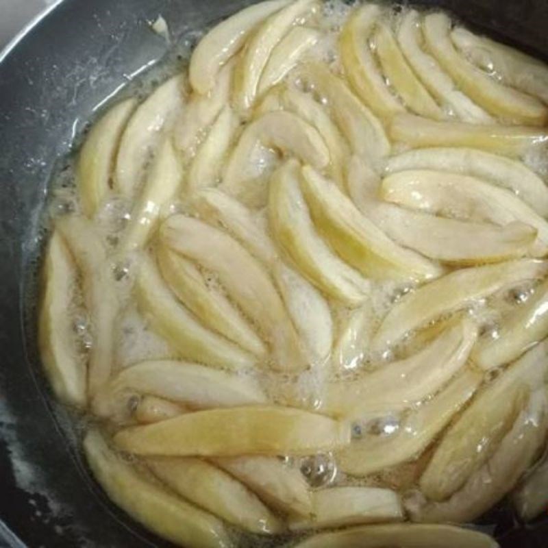 Bước 3 Chần ổi (có thể có hoặc không) Ổi sấy dẻo