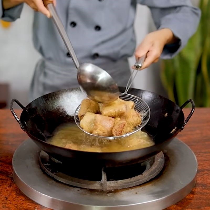 Bước 7 Chiên chả giò lần 2 (chiên vàng giòn) Chả giò Quảng Đông