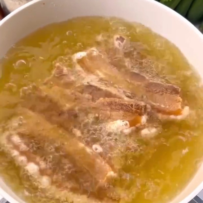 Bước 3 Chiên da giòn Ba chỉ chiên giòn