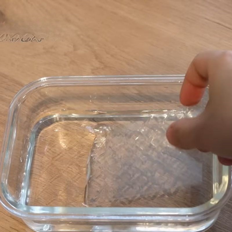 Bước 1 Chuẩn bị gelatin Khúc bạch vải thiều