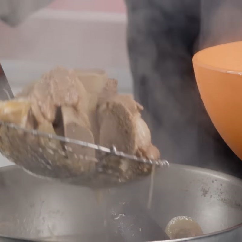 Bước 5 Hoàn thành nước dùng Mì thuyền Thái Lan