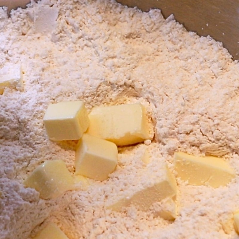 Bước 1 Làm bột đế bánh Tart trái cây