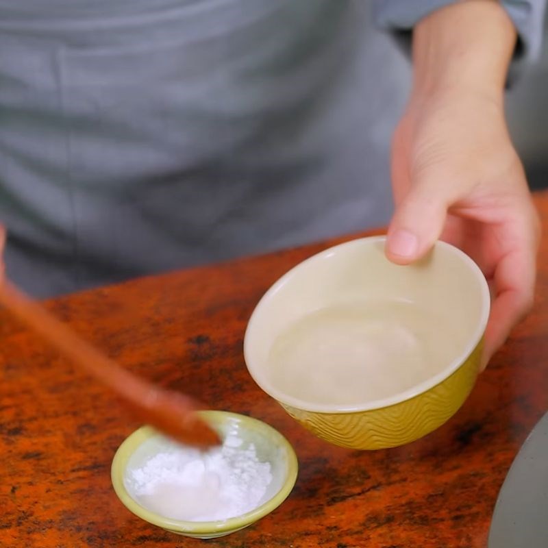 Bước 5 Làm nước sốt xá xíu Bánh mì xá xíu