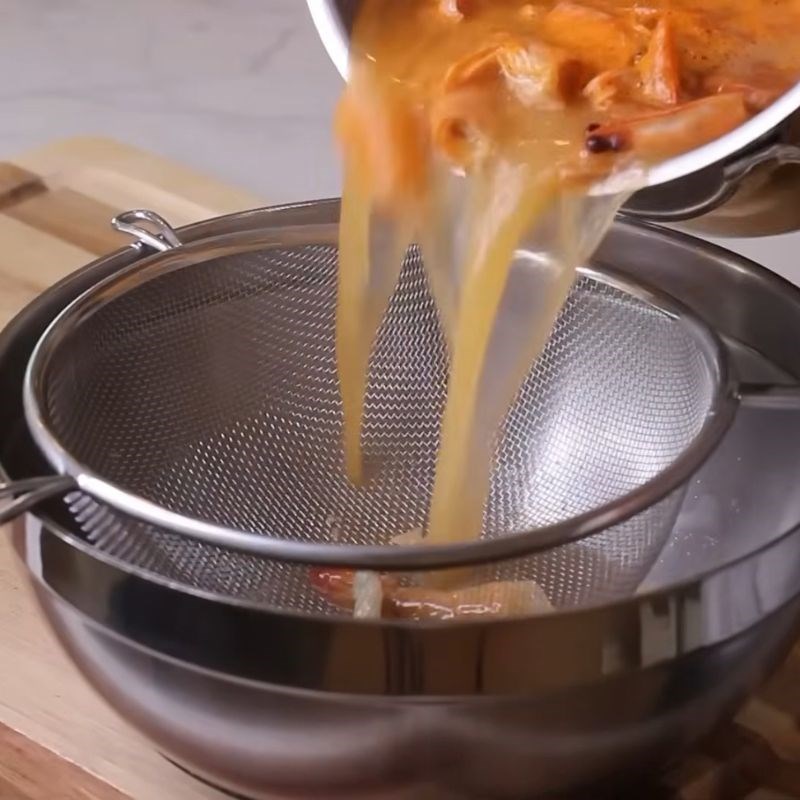 Bước 1 Nấu nước dùng tôm Lạc xá