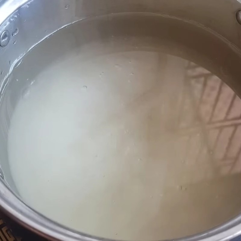 Bước 3 Nấu nước đường Trà mãng cầu