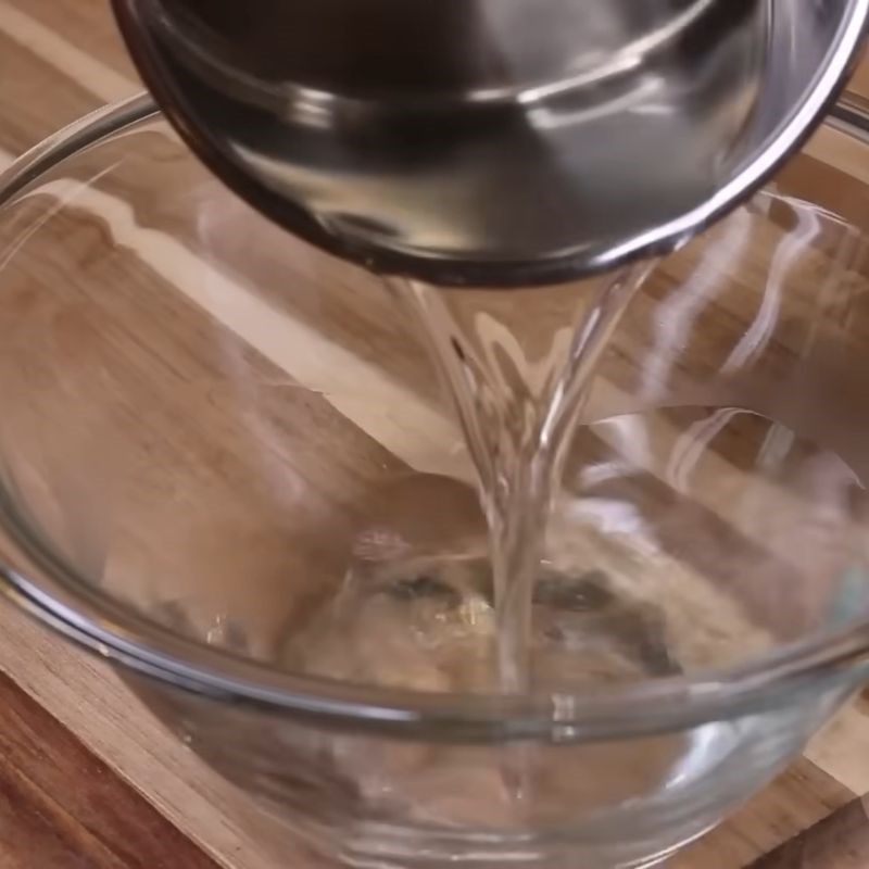 Bước 2 Nấu syrup Dương chi cam lộ