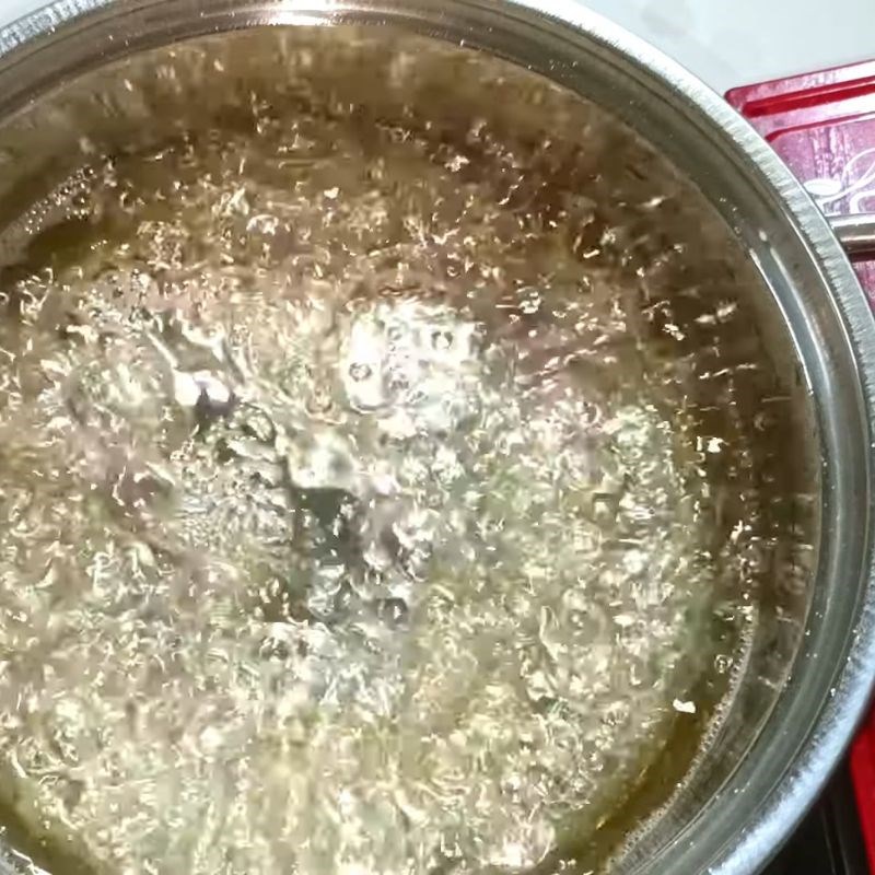 Bước 2 Nấu tan đường Nước đường