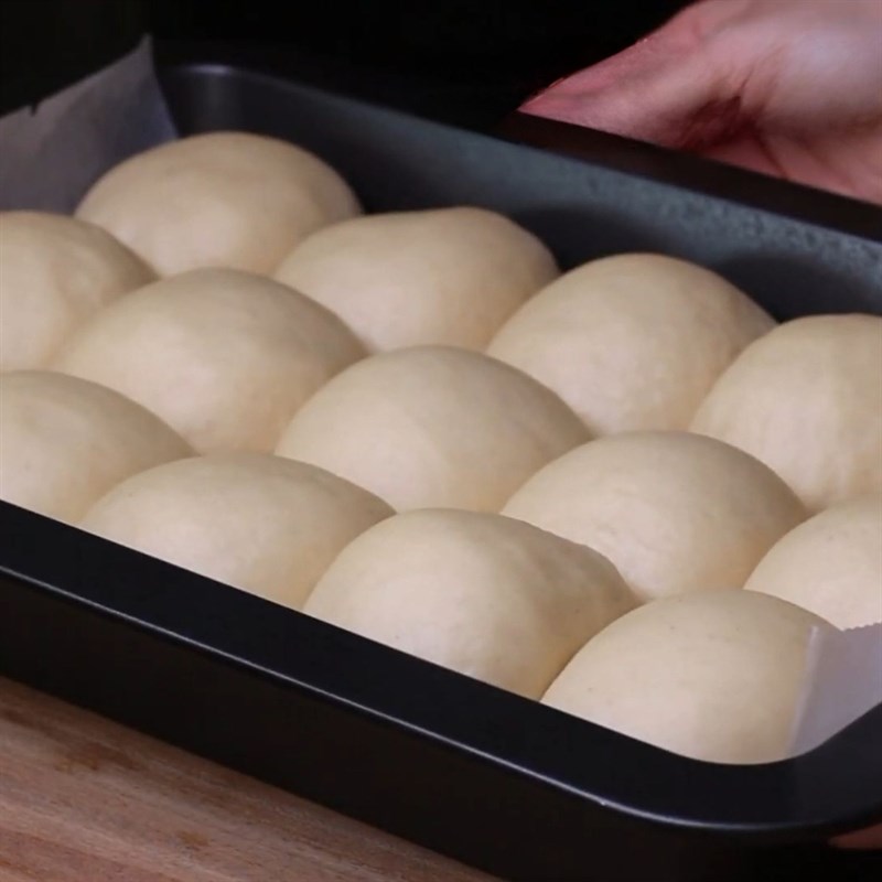 Bước 3 Nướng bánh mì ngọt Bánh mì kẹp kem
