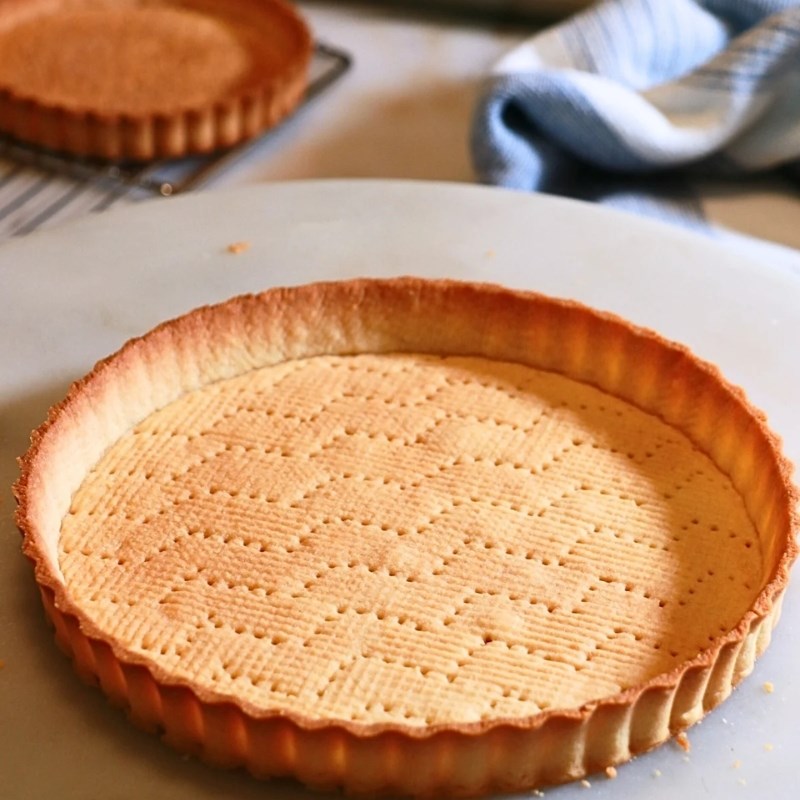 Bước 2 Nướng đế bánh tart Tart trái cây