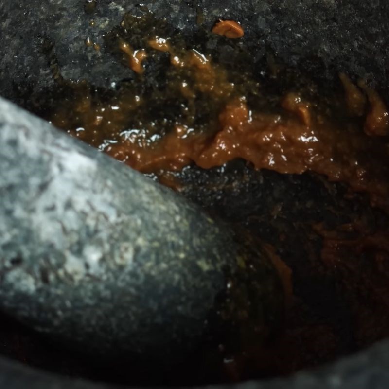 Bước 2 Pha sốt Mì thuyền Thái Lan