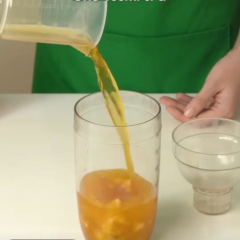 Bước 3 Pha trà măng cụt chanh dây Trà măng cụt chanh dây