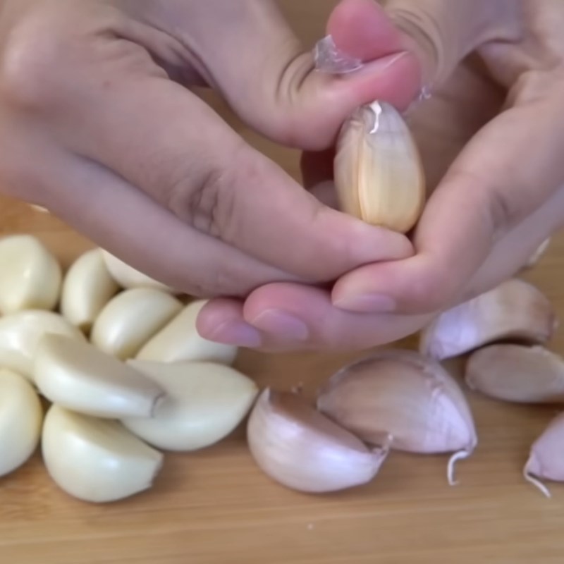 Bước 2 Sơ chế các nguyên liệu khác Ớt chưng Hồ Nam