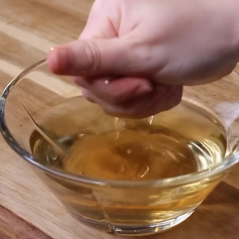 Bước 1 Sơ chế nấm hương Xôi chim cút