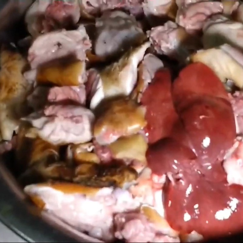 Bước 1 Sơ chế nguyên liệu Thỏ roti