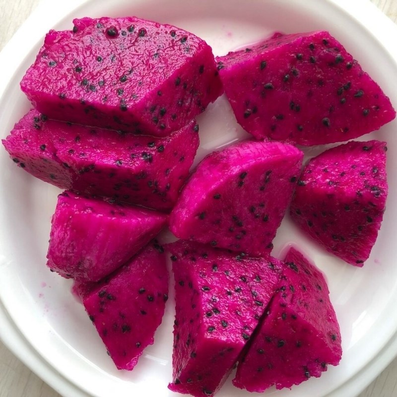 Bước 1 Sơ chế nguyên liệu và xay sinh tố Smoothie thanh long ruột đỏ