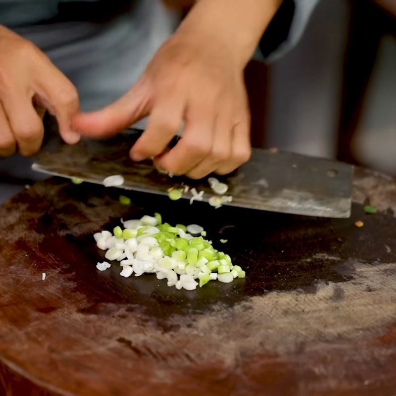 Bước 1 Sơ chế rau củ và tôm Chả giò Quảng Đông