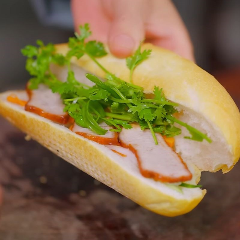 Bước 6 Thành phẩm Bánh mì xá xíu