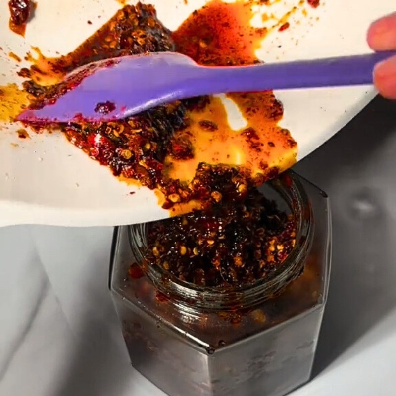 Bước 3 Thành phẩm Ớt chưng dầu