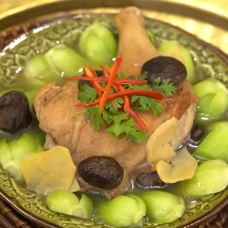 Bước 4 Thành phẩm Gà om nấm hương