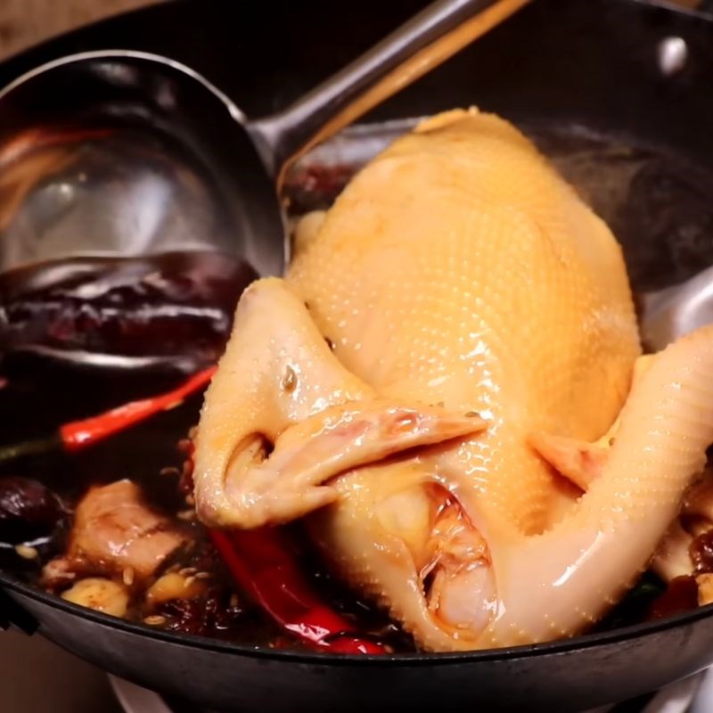 Bước 3 Ủ và nấu gà Gà ủ xì dầu