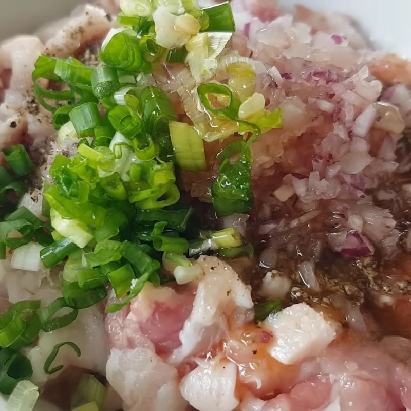 Bước 3 Ướp thịt ba rọi Mắm cá lóc chưng thịt ba rọi