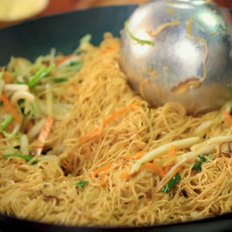 Bước 5 Xào mì Mì trường thọ