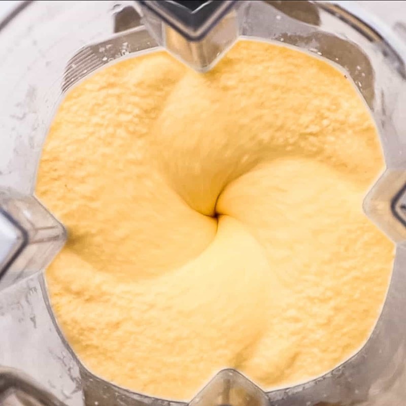 Bước 2 Xay smoothie Smoothie chuối đào