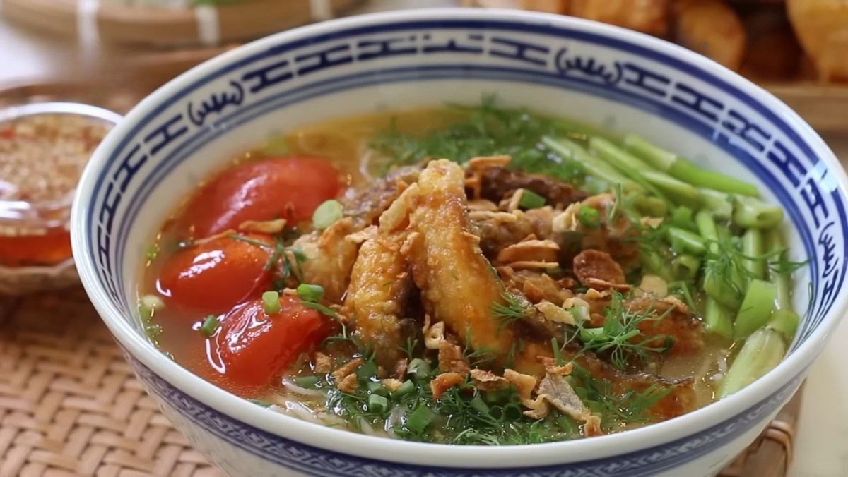 Bún cá rau cần